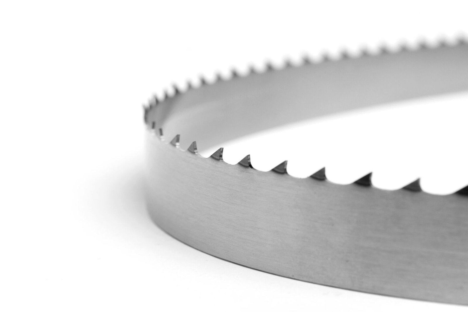 Food-cutting bandsaw blades